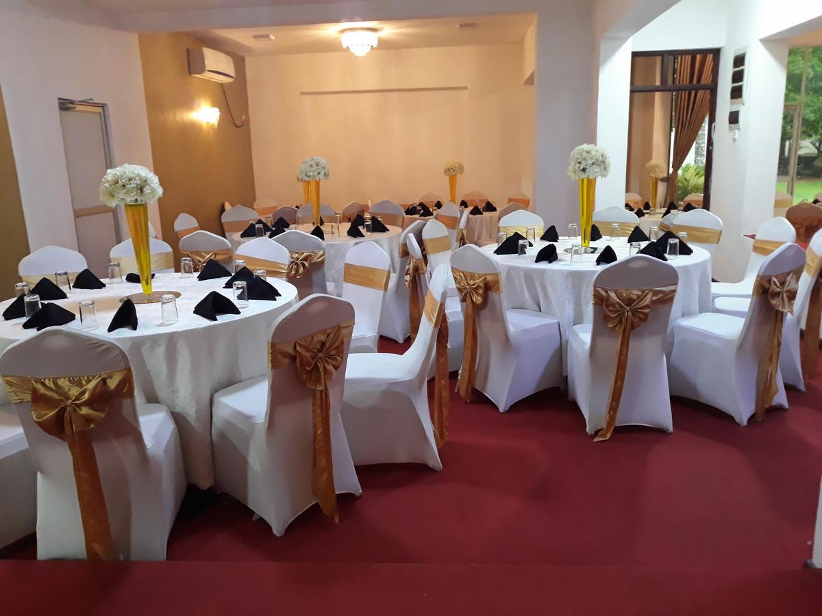 The Kingston Hotel Кірібатгода Екстер'єр фото
